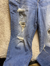 Load image into Gallery viewer, Torrid Jeans Womens 24 Plus Blue Denim Distressed Boyfriend Vintage Stretch
