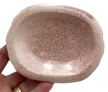 Load image into Gallery viewer, Red Wing Pottery Vase Shell Fan Pink Speckled Vintage No. 899 Lavender 7.5" Tall
