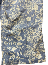 Load image into Gallery viewer, Villager by Liz Claiborne Pants Women 16 (37x18) Light Blue Stretch Capri Hippie
