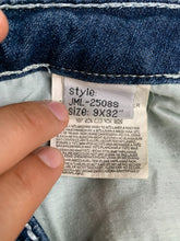 Load image into Gallery viewer, DO Denim Jeans Womens 9x32 (33x30.5) Blue Whiskered Spandex Embroidered Ladies
