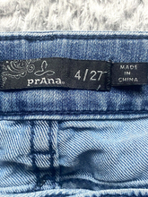 Load image into Gallery viewer, PrAna Jeans Womens 4/27 (31x31) Tapered Leg Medium Wash 5 Pocket Denim Ladies
