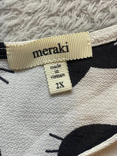 Load image into Gallery viewer, Meraki Shirt Womens XL Black White AOP Kitty Cat Spandex Stretch Keyhole Blouse
