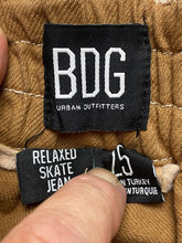 Load image into Gallery viewer, BDG Pants Womens 25x30.5 Brown Cargo Elastic Waist Skater Chick Skate Urban Jean
