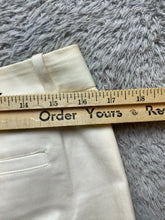 Load image into Gallery viewer, Banana Republic Shorts Womens 6 (33x10) Ivory Martin Fit Stretch Spandex Ladies
