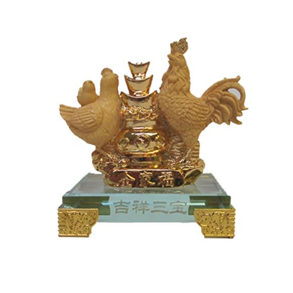 GOLD ROOSTER FAMILY W/YUAN BAO STACK