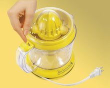 Load image into Gallery viewer, Proctor Silex Alex&#39;s Lemonade Stand Citrus Juicer
