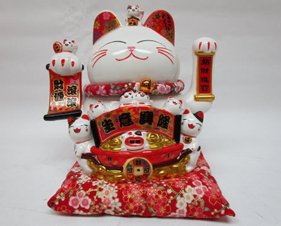 11″ WHITE CERAMIC WAVING CAT W/BOAT & KITTIES