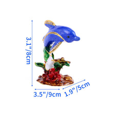 Load image into Gallery viewer, Crown with Cross Jewelry Case
