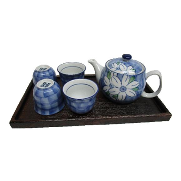 TEA SET W/WHITE FLOWERS W/TRAY